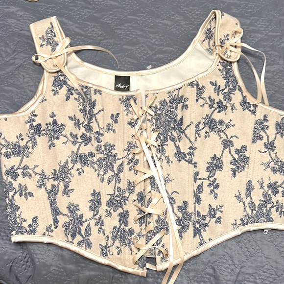 Floral corset - Picture 5 of 10